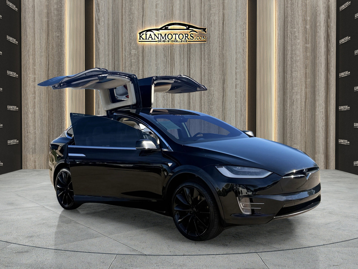 Used 2019 Tesla Model X 75D image 10