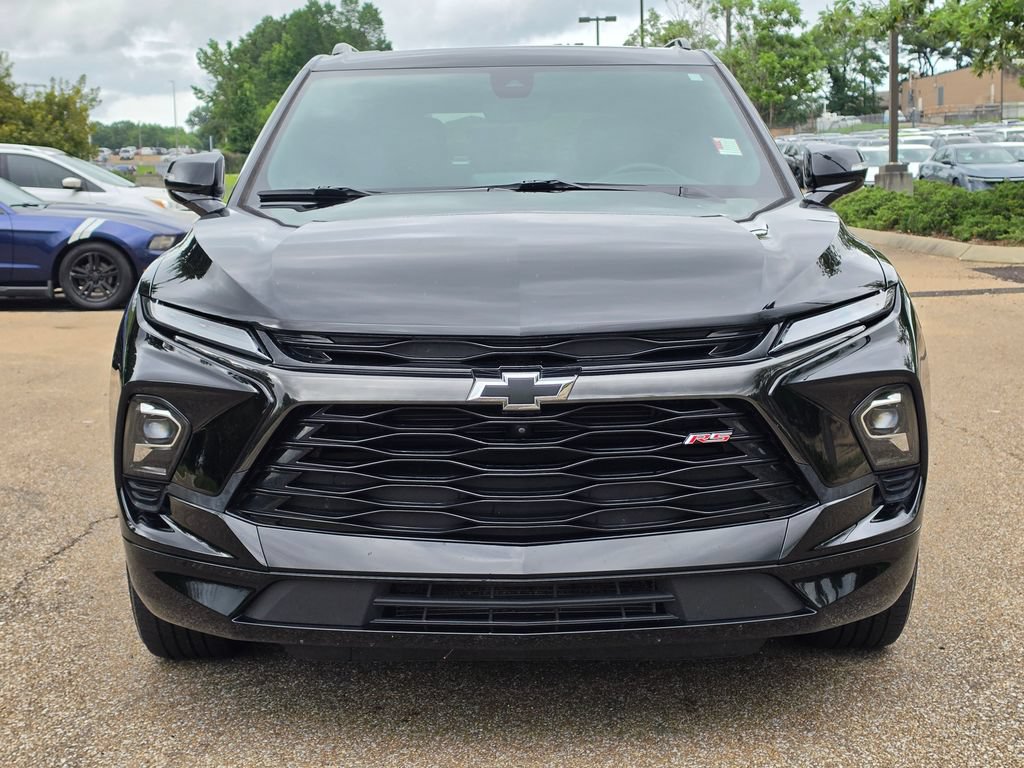 Certified 2024 Chevrolet Blazer RS w/ Driver Confidence II Package FWD image 2