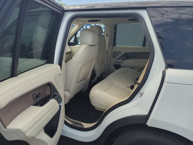 Certified 2023 Land Rover Range Rover SE AWD/4WD image 10