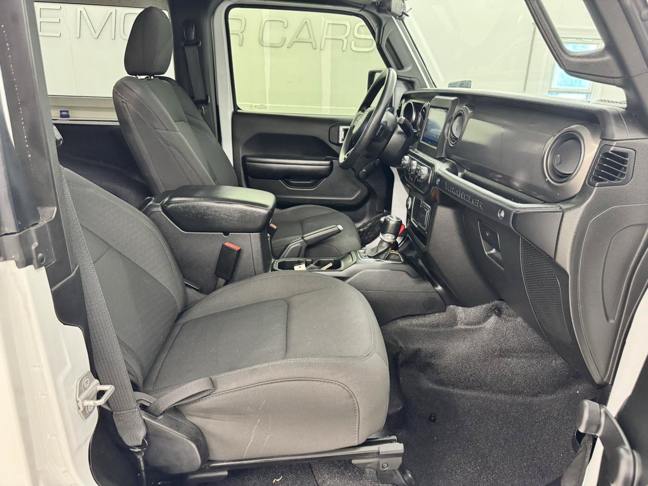 Used 2021 Jeep Wrangler Sport AWD/4WD image 15