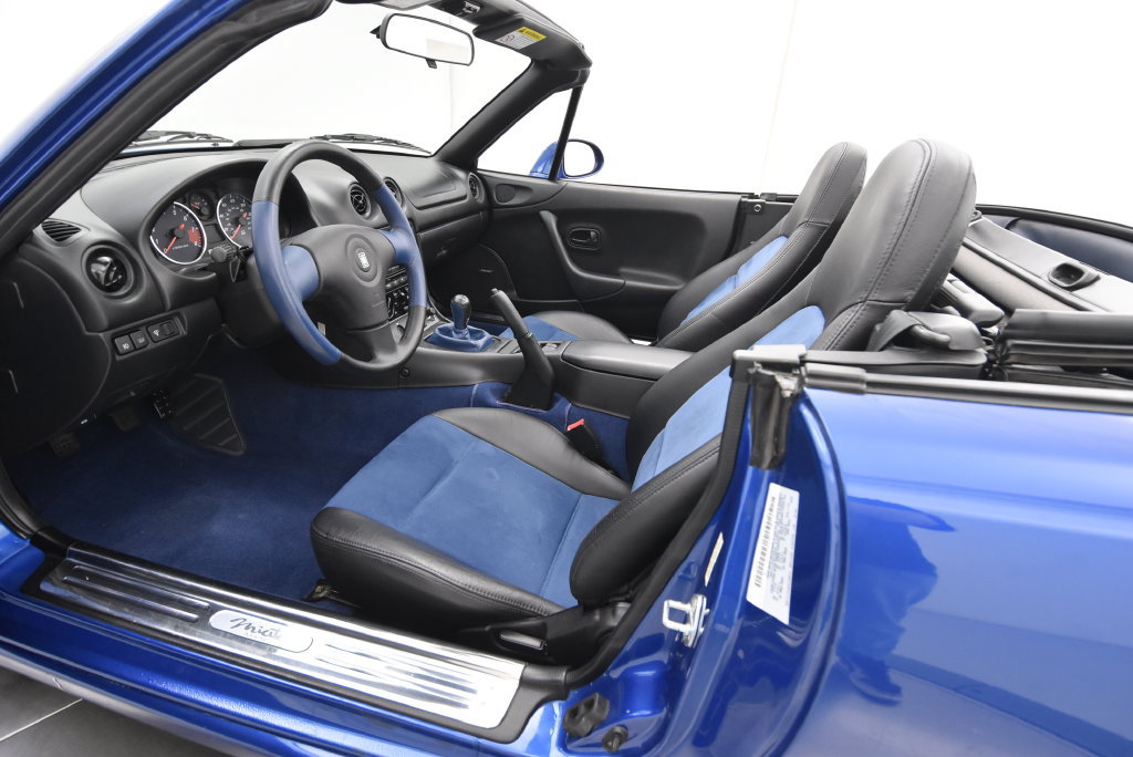 Used 1999 MAZDA MX-5 Miata 10th Anniversary Edition RWD image 24