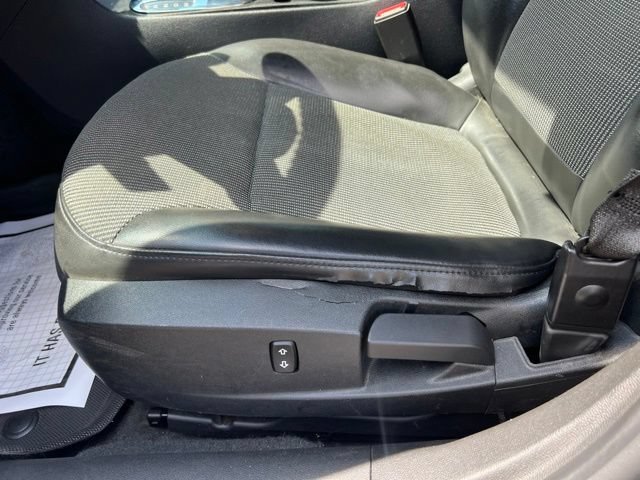 Used 2016 Chevrolet Malibu LT FWD image 20