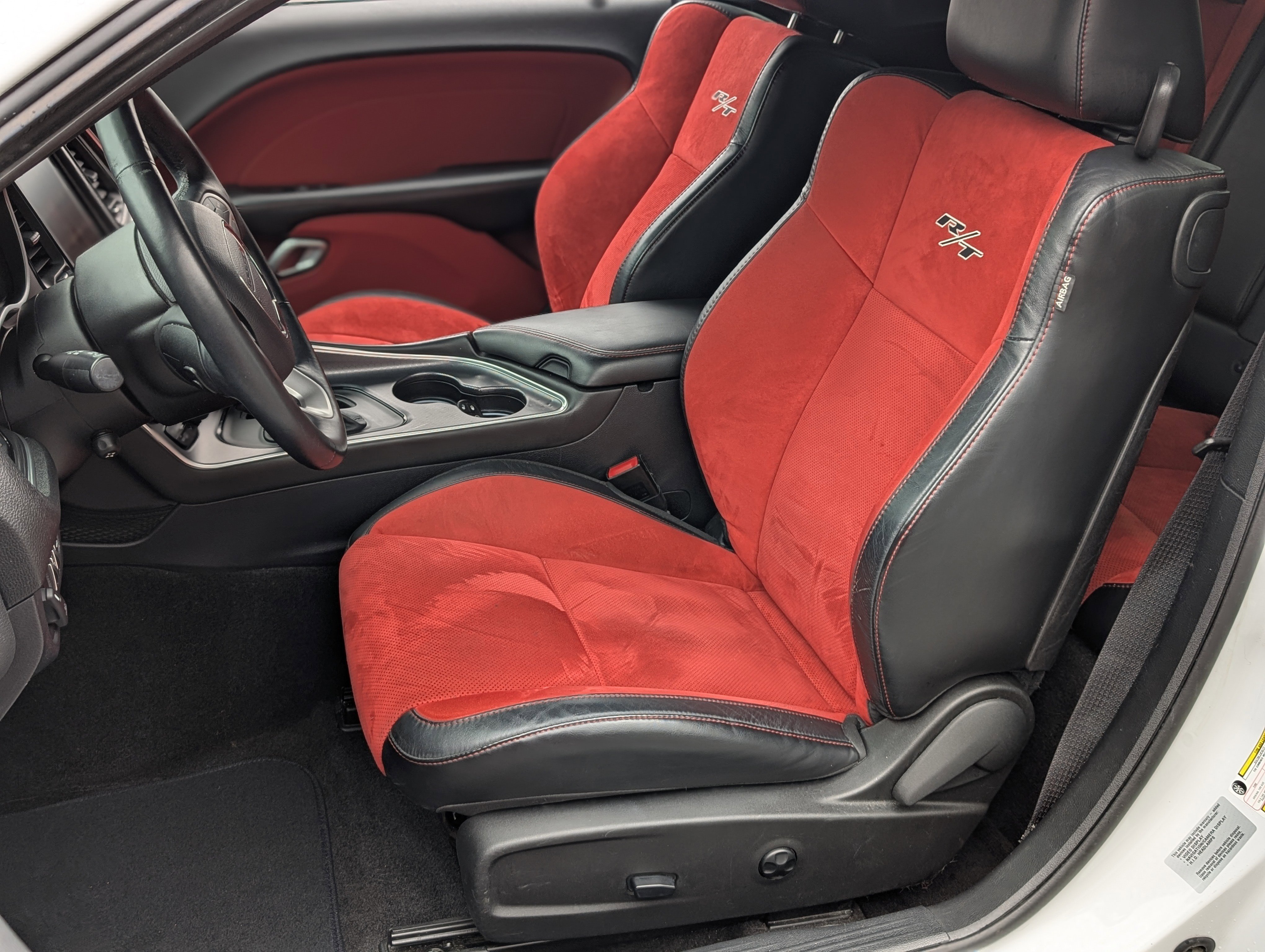 Used 2015 Dodge Challenger R/T Plus image 16