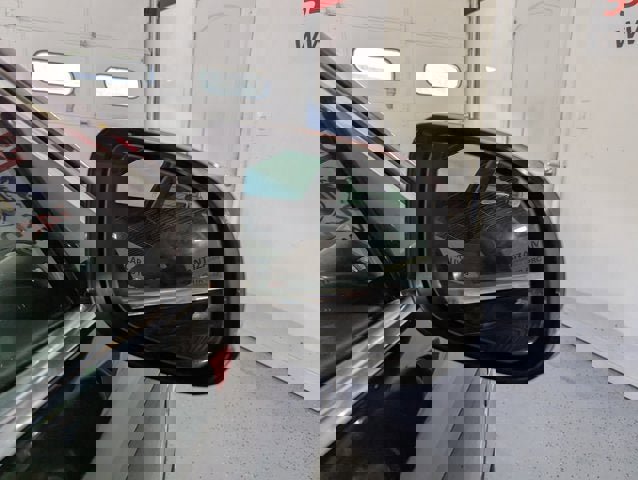 Used 2019 Jaguar XF Prestige image 45