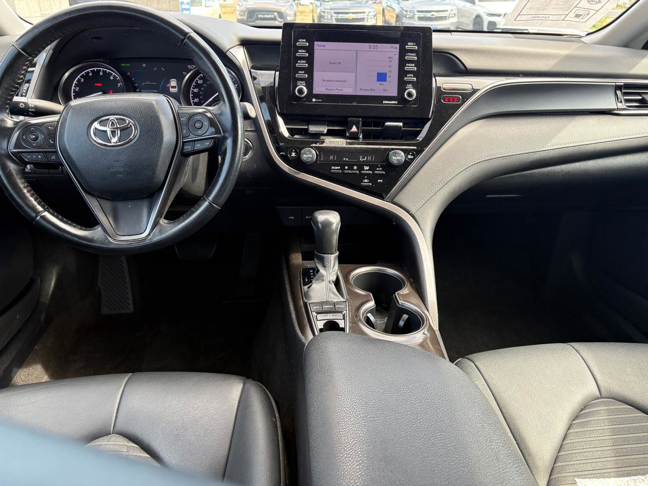 Used 2022 Toyota Camry SE w/ Convenience Package AWD/4WD image 10