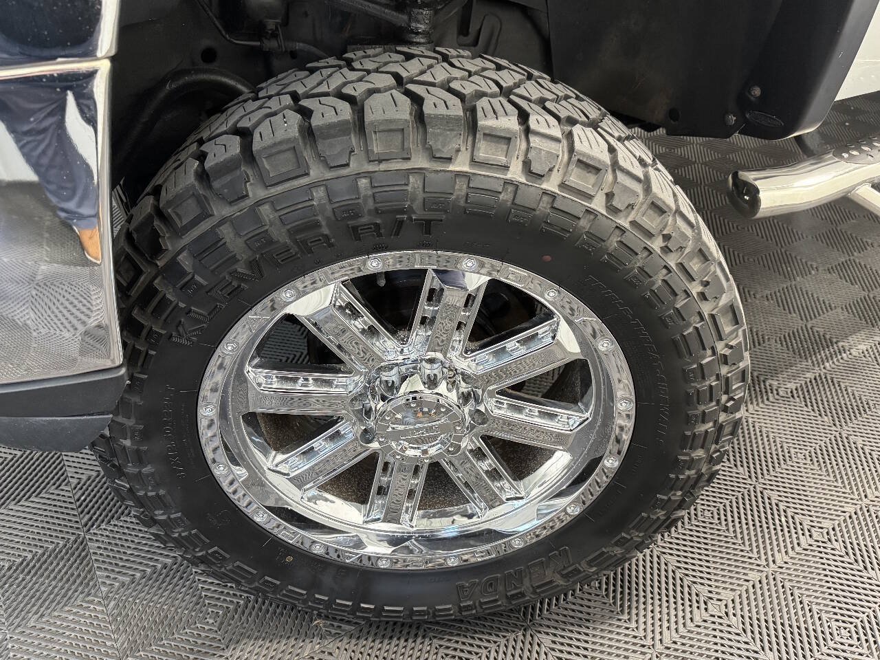 Used 2011 Chevrolet Silverado 2500 LT AWD/4WD image 30