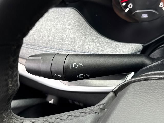 Used 2024 Jeep Compass Latitude image 16