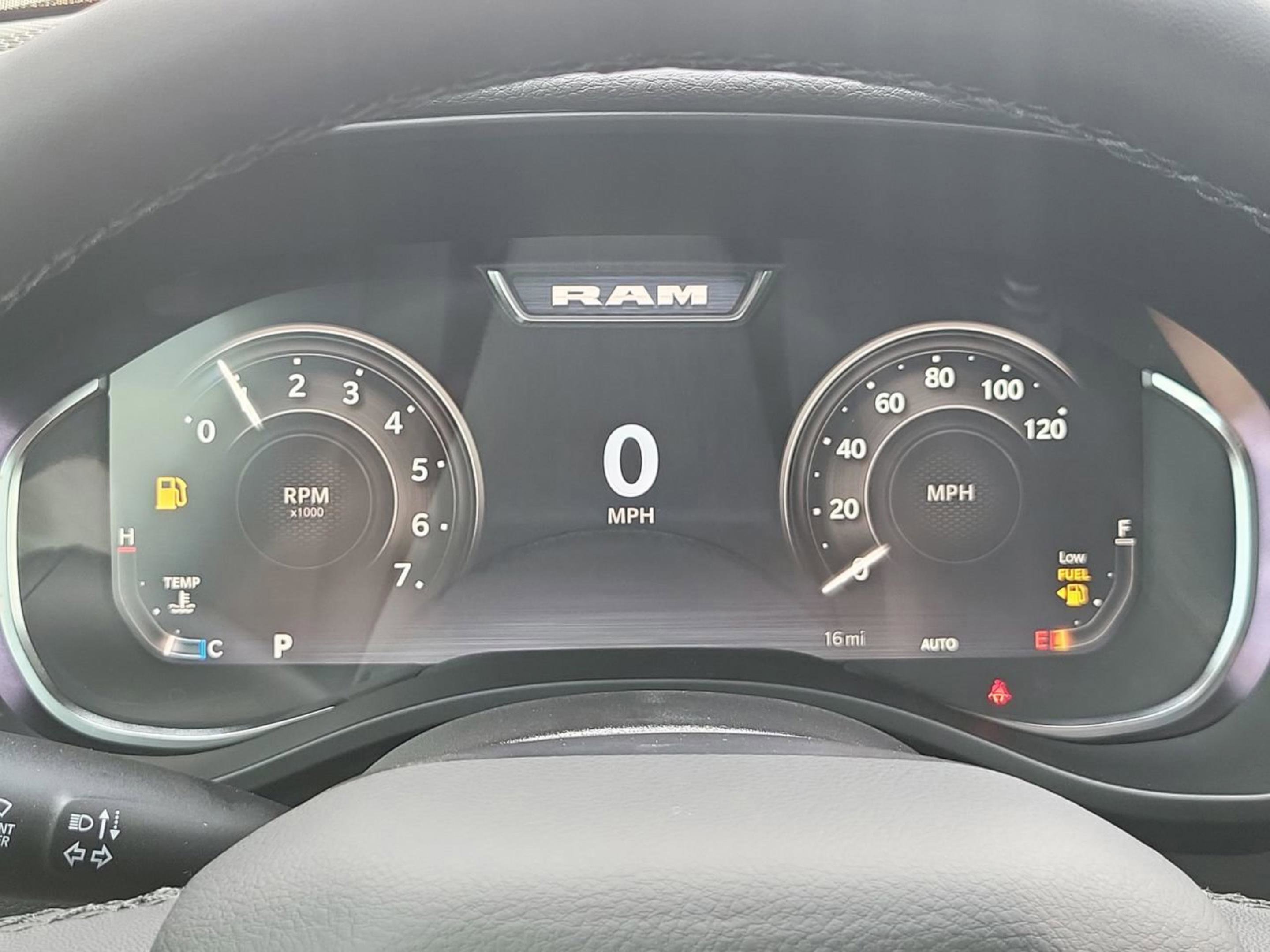 New 2025 RAM 1500 Big Horn image 30