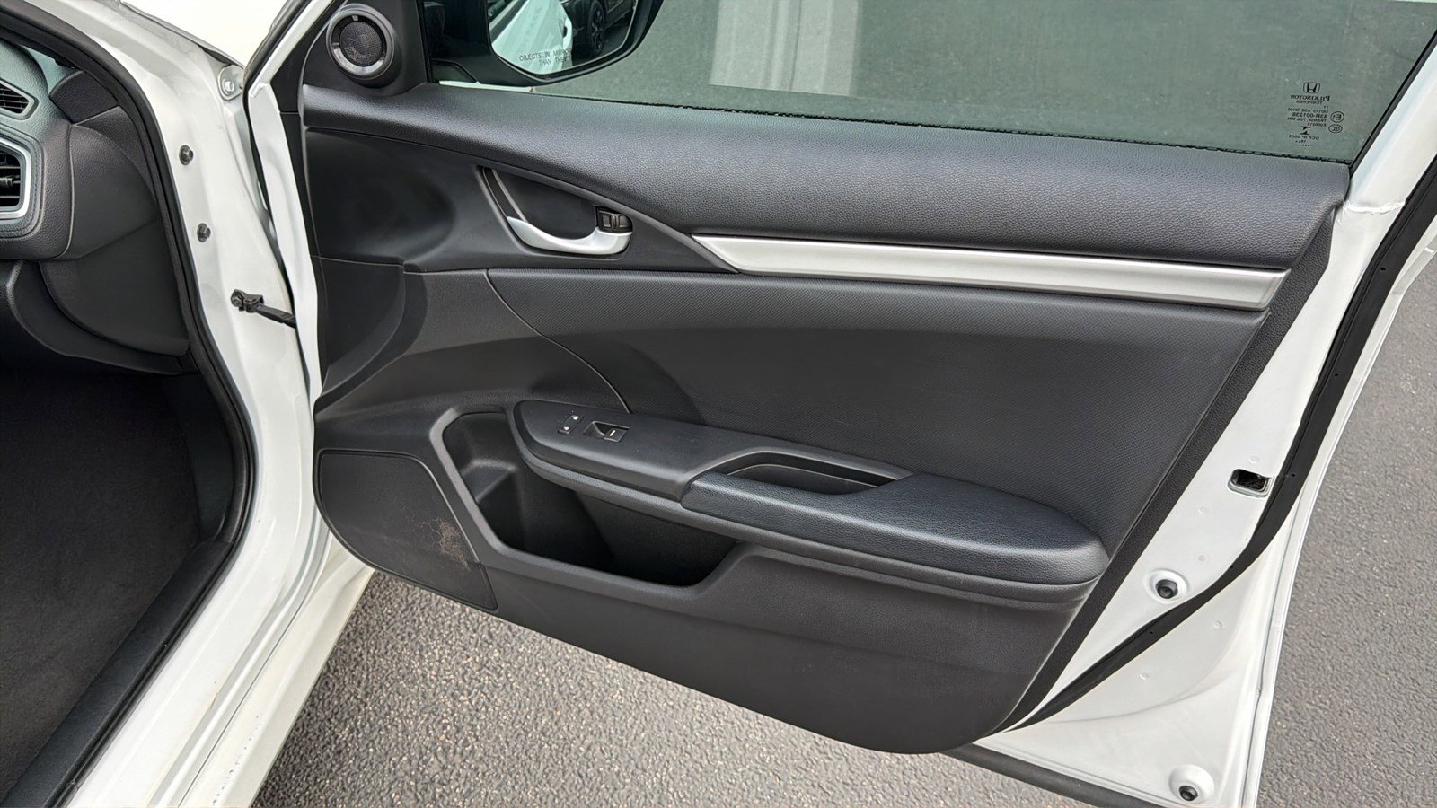 Used 2019 Honda Civic Sport image 32