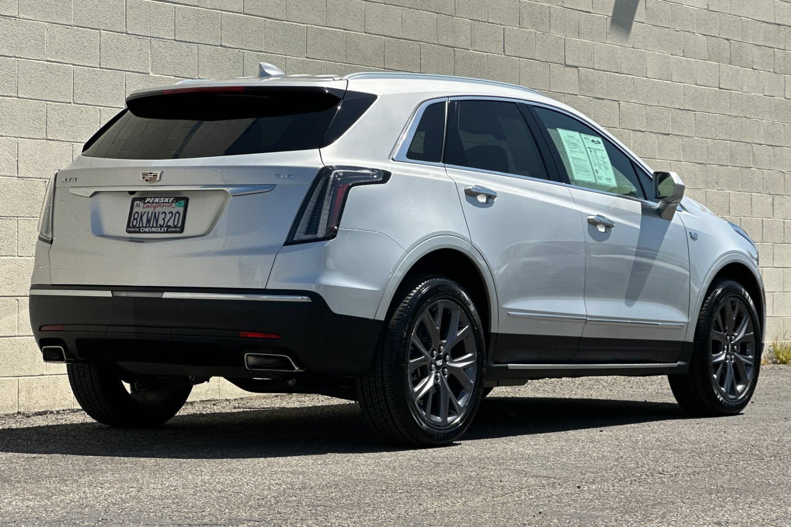 Certified 2019 Cadillac XT5 Luxury w/ Sport Package FWD image 4