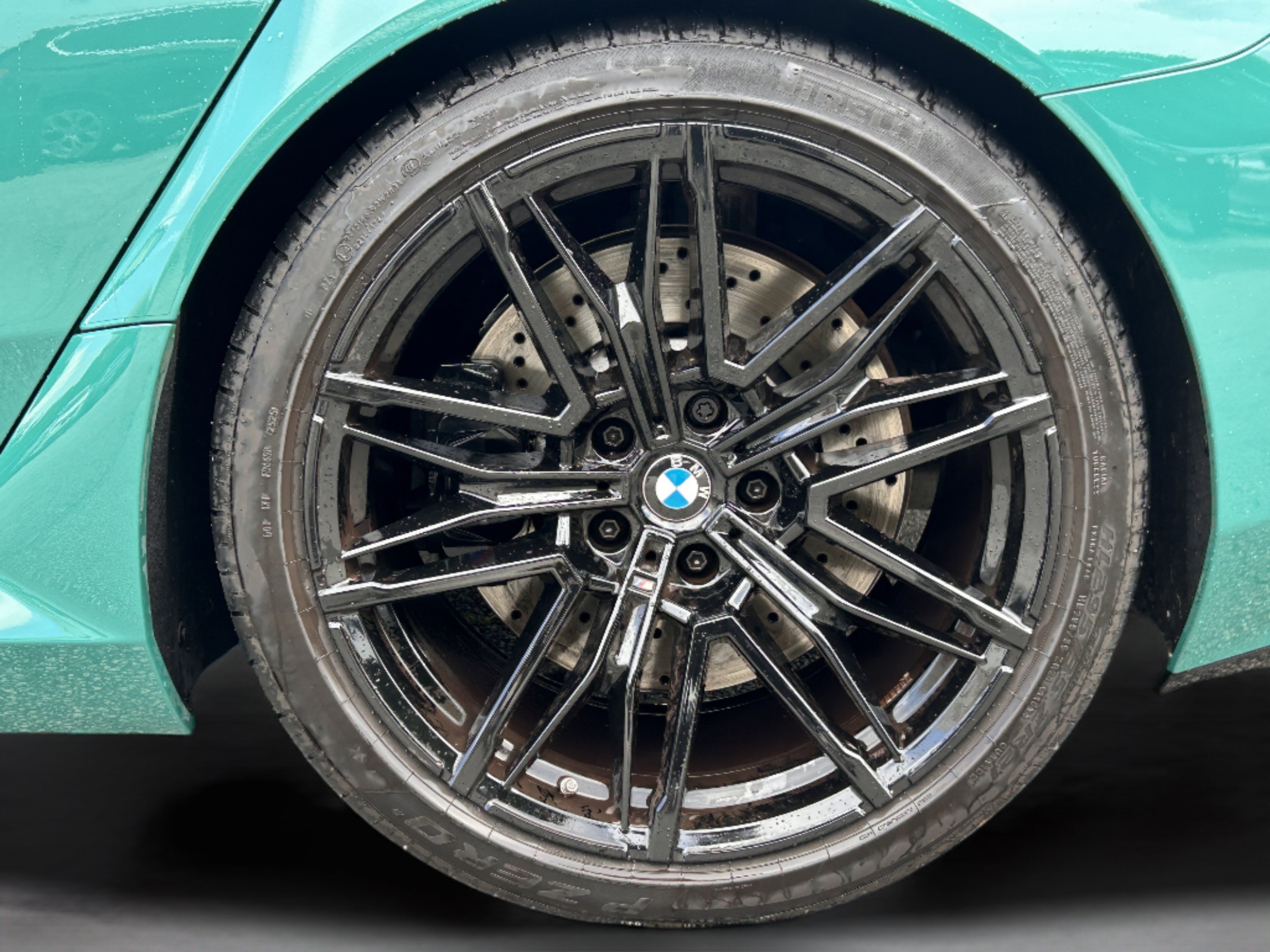 Used 2026 BMW M5 w/ Carbon Package AWD/4WD image 32