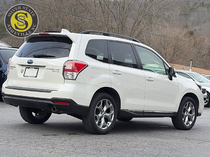 Used 2017 Subaru Forester 2.5i Touring image 6