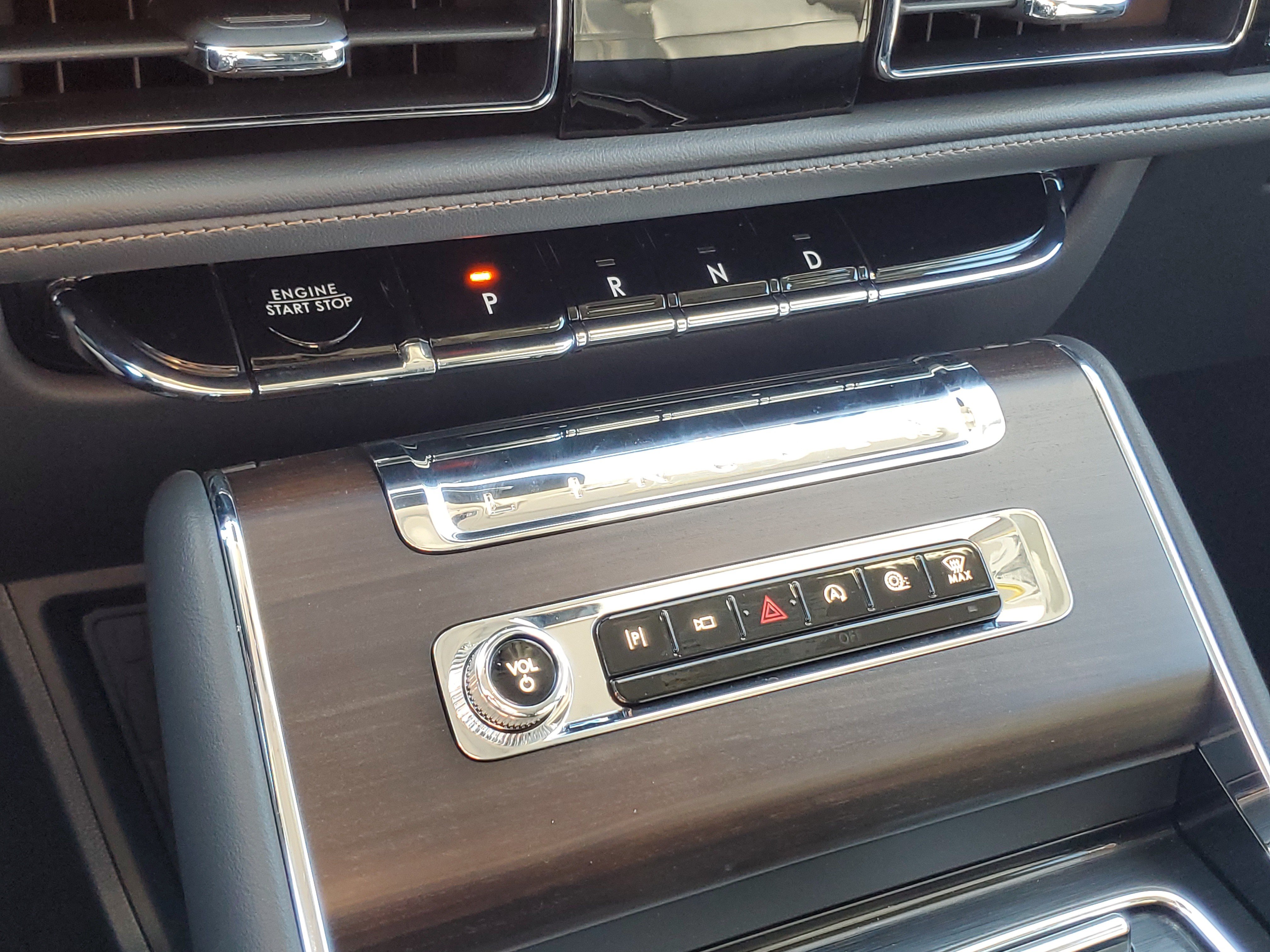 New 2026 Lincoln Aviator Reserve w/ Jet Appearance Package AWD/4WD image 21