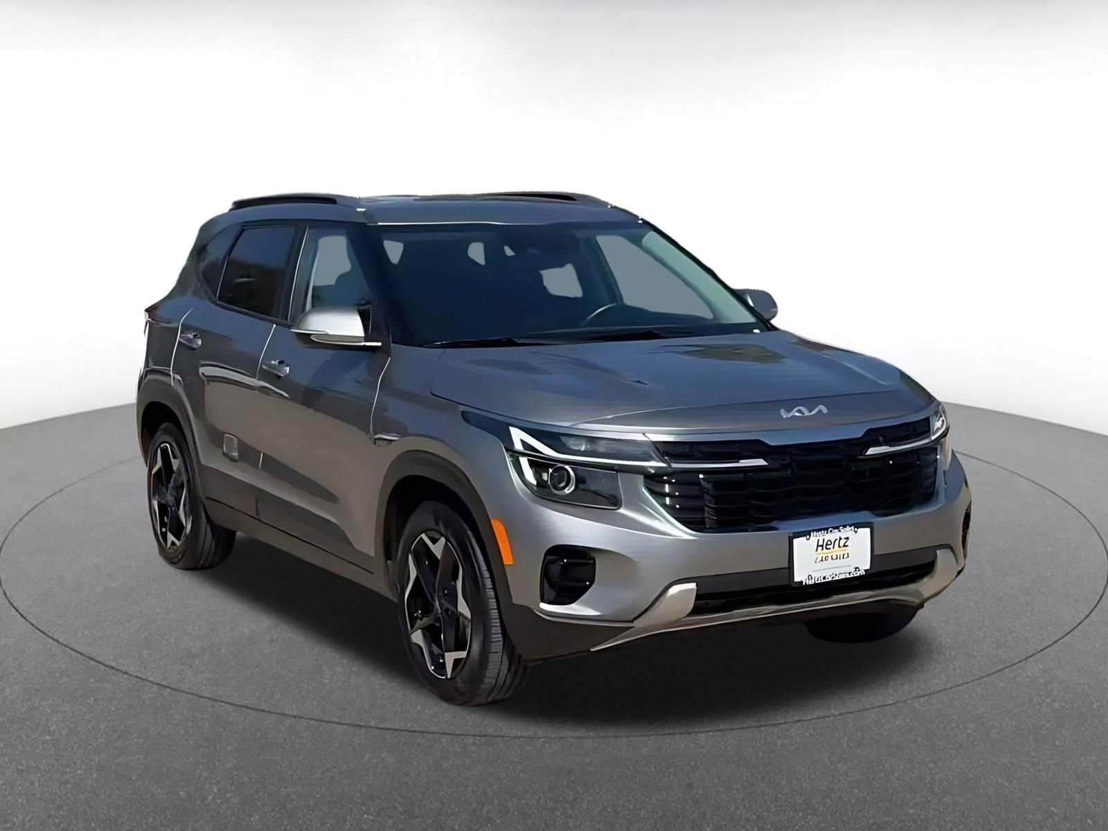 Used 2025 Kia Seltos S image 3