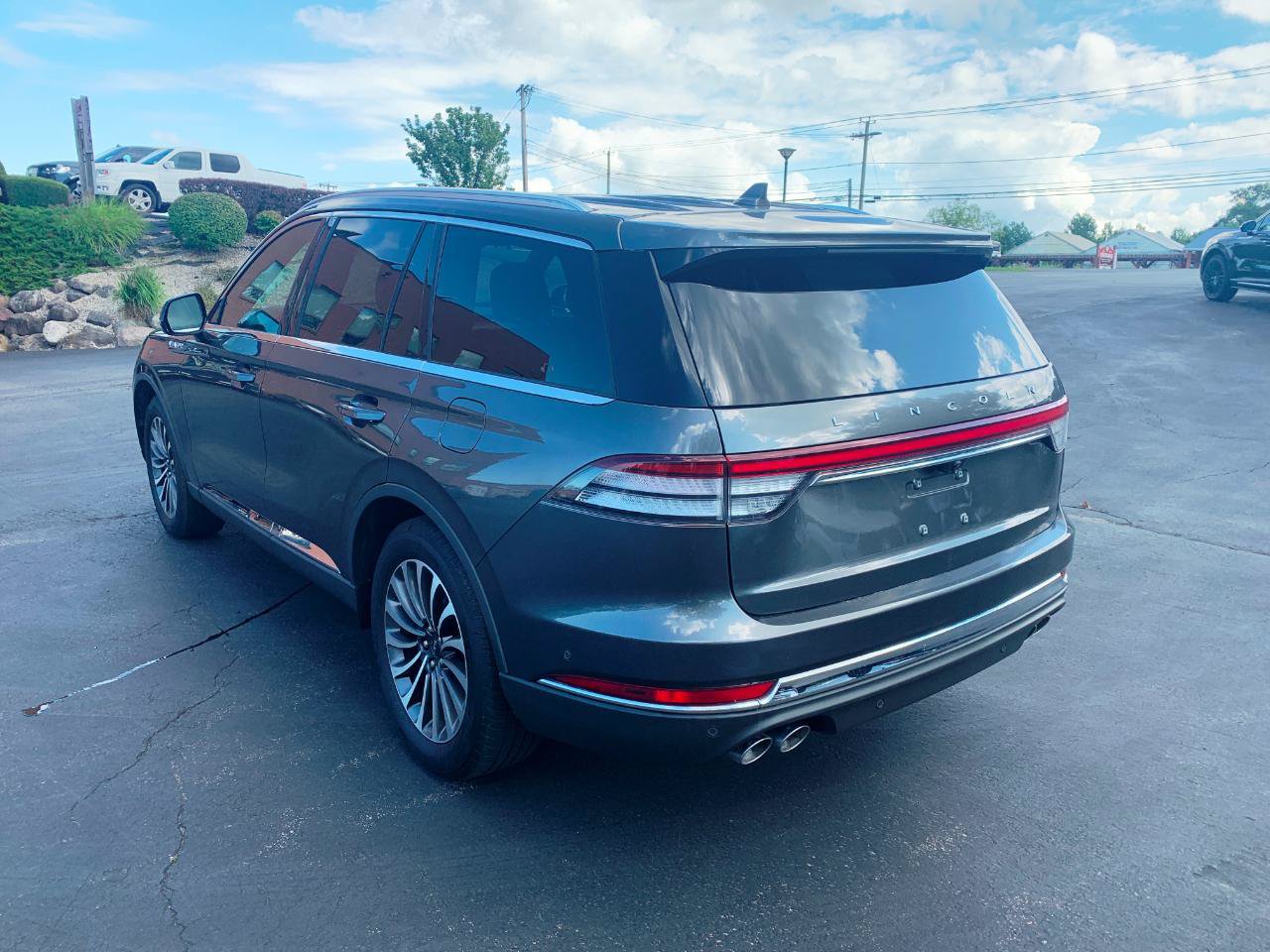 Used 2020 Lincoln Aviator Reserve w/ Equipment Group 201A AWD/4WD image 25