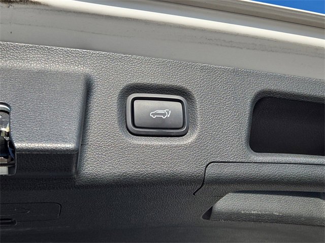 Certified 2023 Hyundai Santa Fe SEL w/ Premium Package image 31
