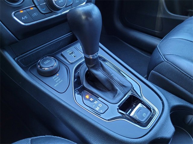 Certified 2023 Jeep Cherokee Altitude Lux image 12