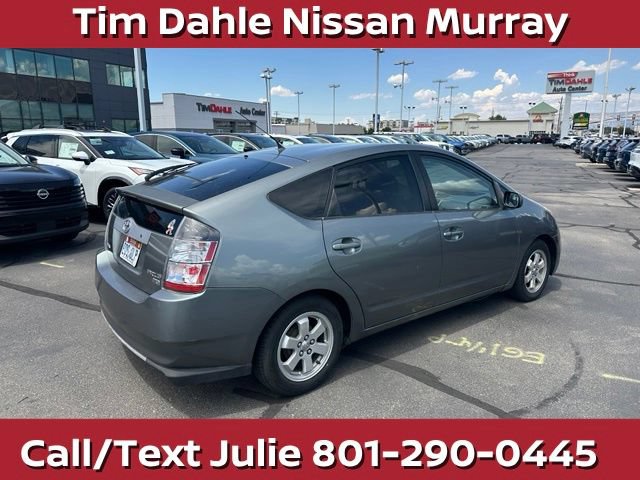 Used 2004 Toyota Prius w/ Pkg 7 FWD image 12