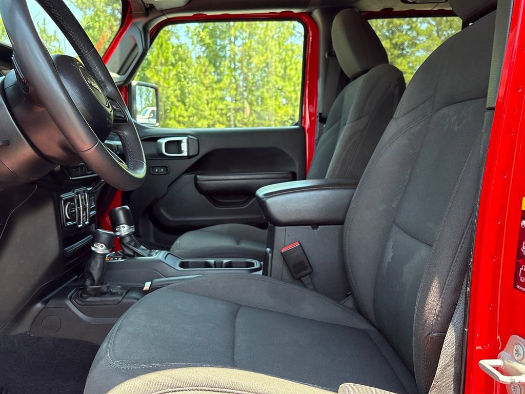 Used 2023 Jeep Wrangler Unlimited Sport AWD/4WD image 8