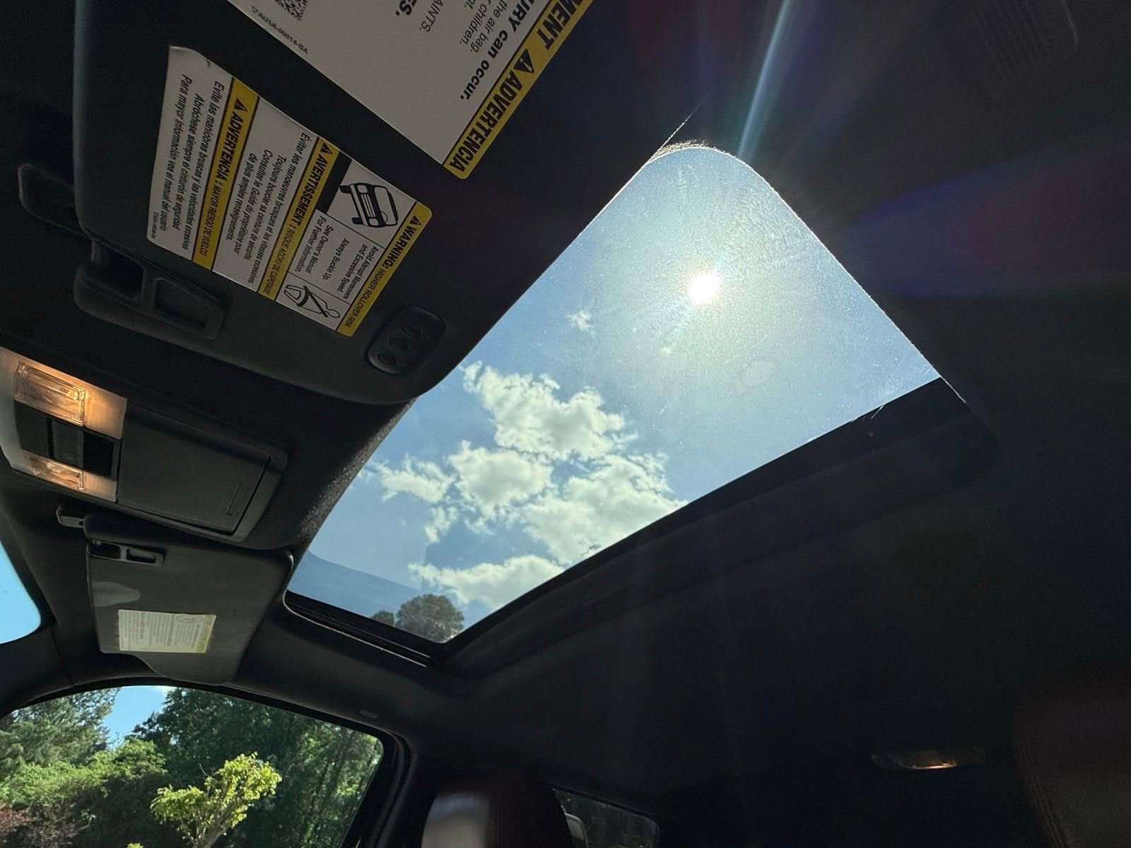 Used 2012 Ford F250 King Ranch w/ King Ranch w/Chrome Pkg image 64