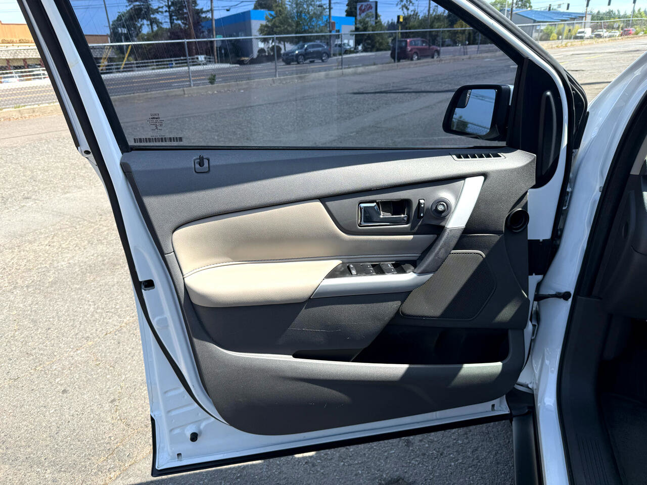 Used 2014 Ford Edge SEL w/ Equipment Group 205A image 9