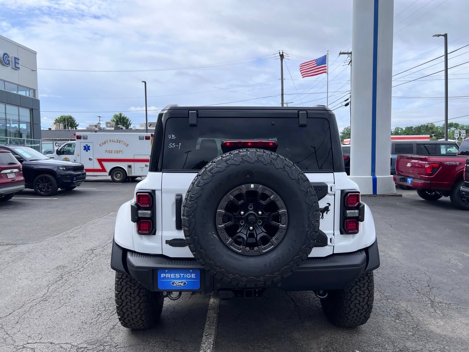 New 2026 Ford Bronco Raptor AWD/4WD image 4