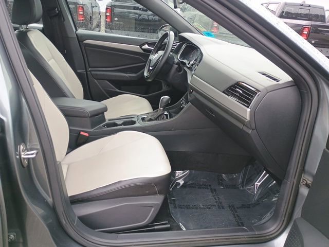 Used 2019 Volkswagen Jetta R-Line image 14