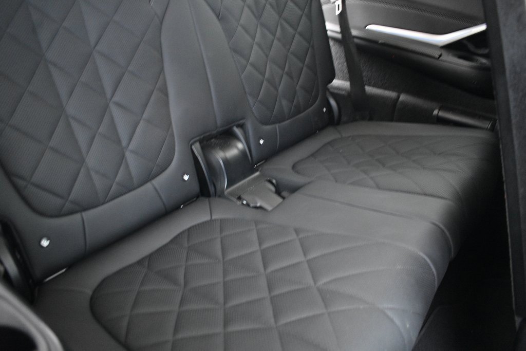 Used 2025 BMW X7 xDrive40i image 36