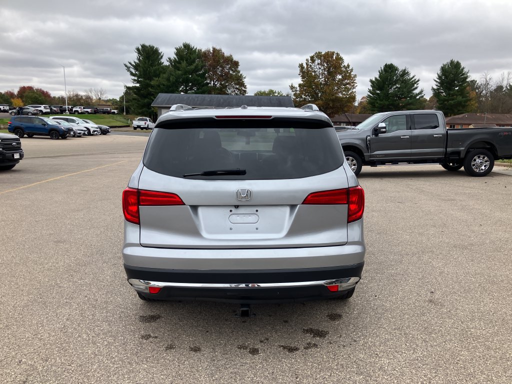 Used 2016 Honda Pilot Touring image 8