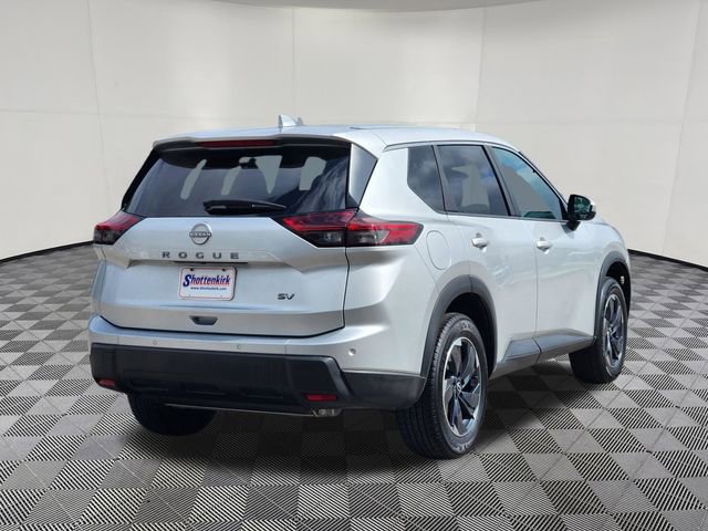 Used 2024 Nissan Rogue SV image 4