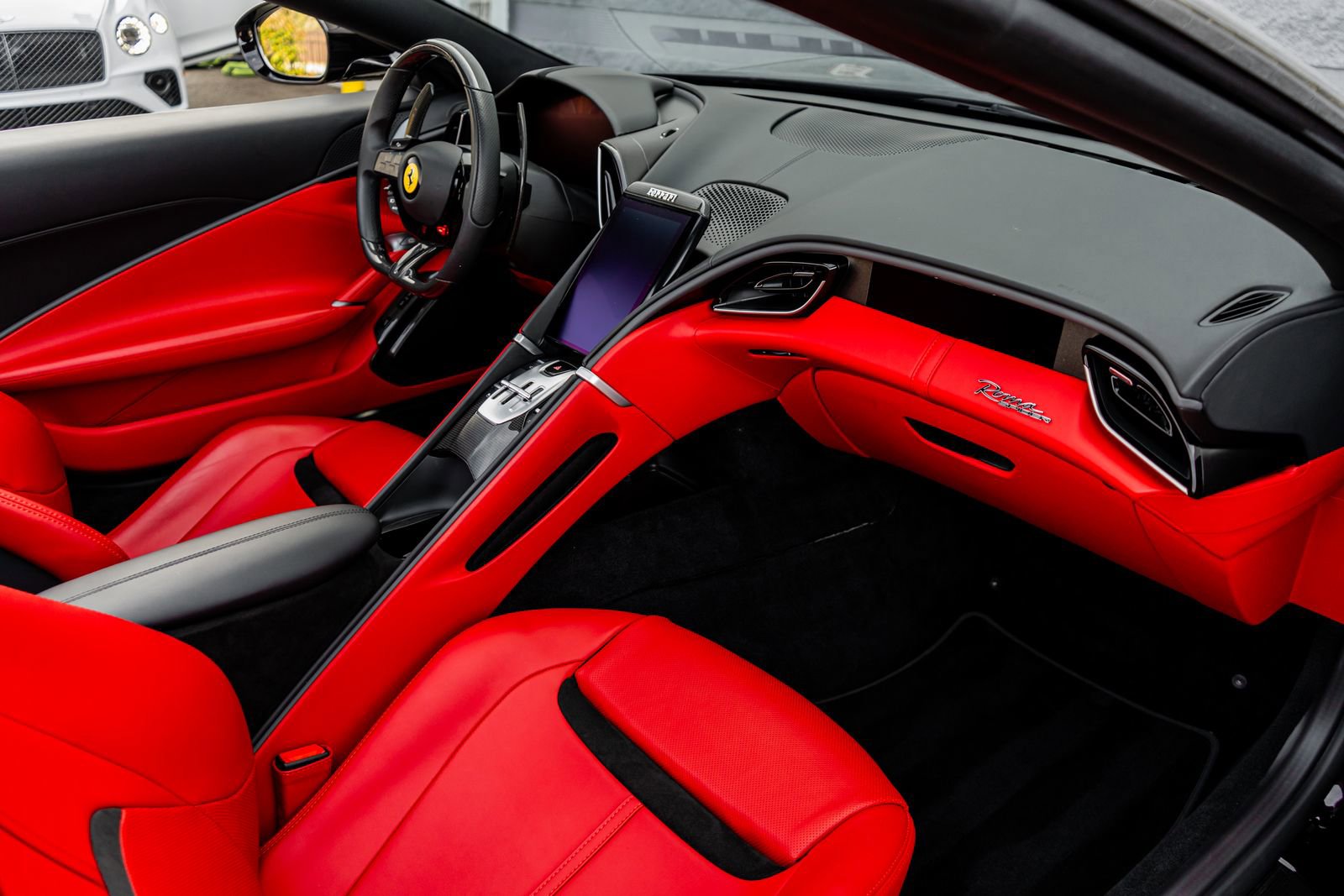 Used 2024 Ferrari Roma image 2