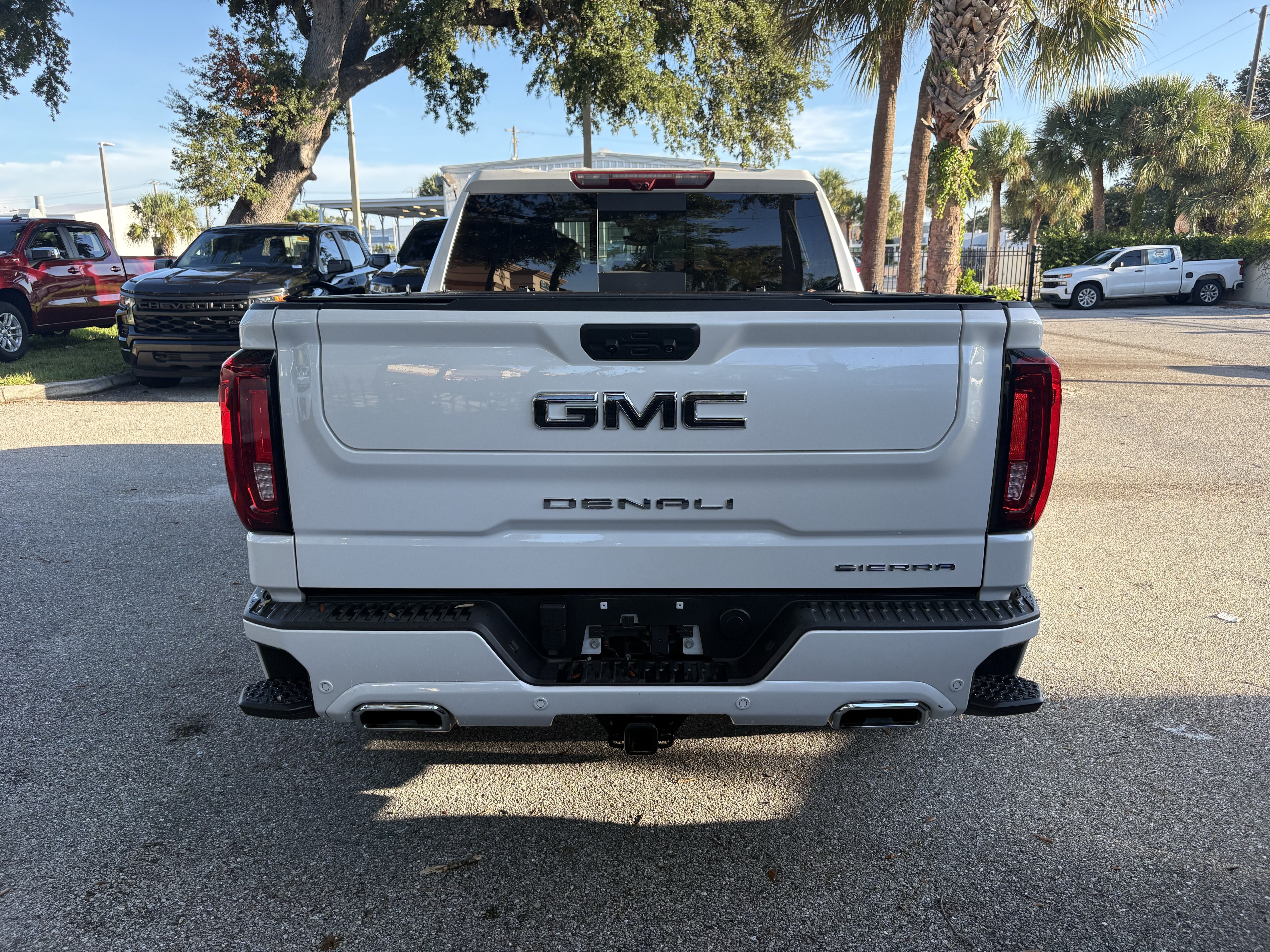 Certified 2025 GMC Sierra 1500 Denali Ultimate AWD/4WD image 6