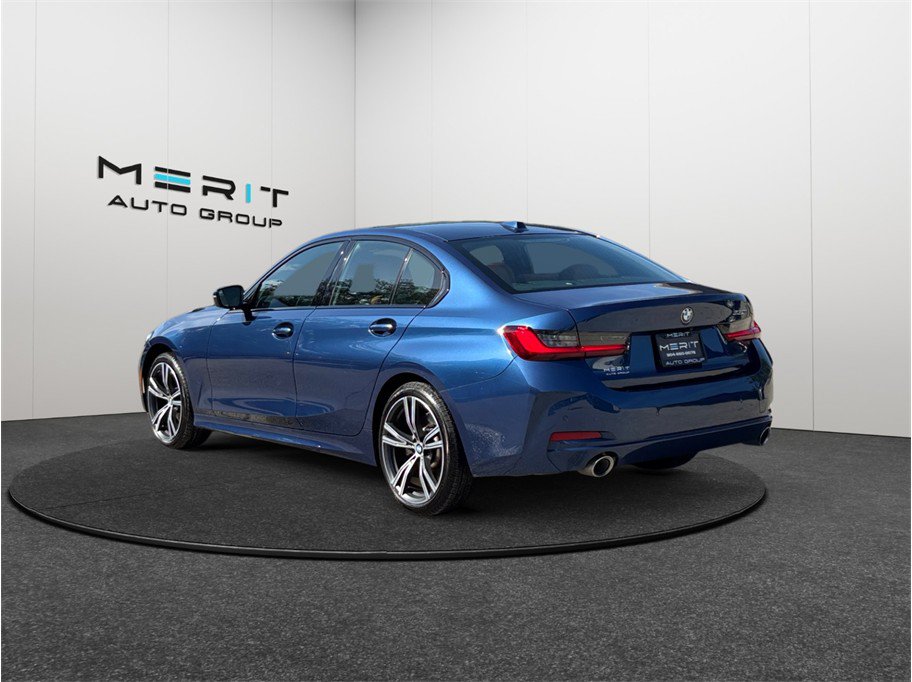 Used 2023 BMW 330i Sedan w/ Premium Package RWD image 7