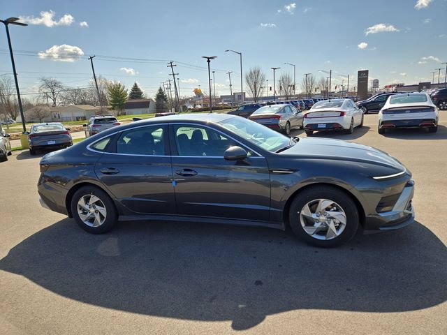 New 2026 Hyundai Sonata SE FWD image 5