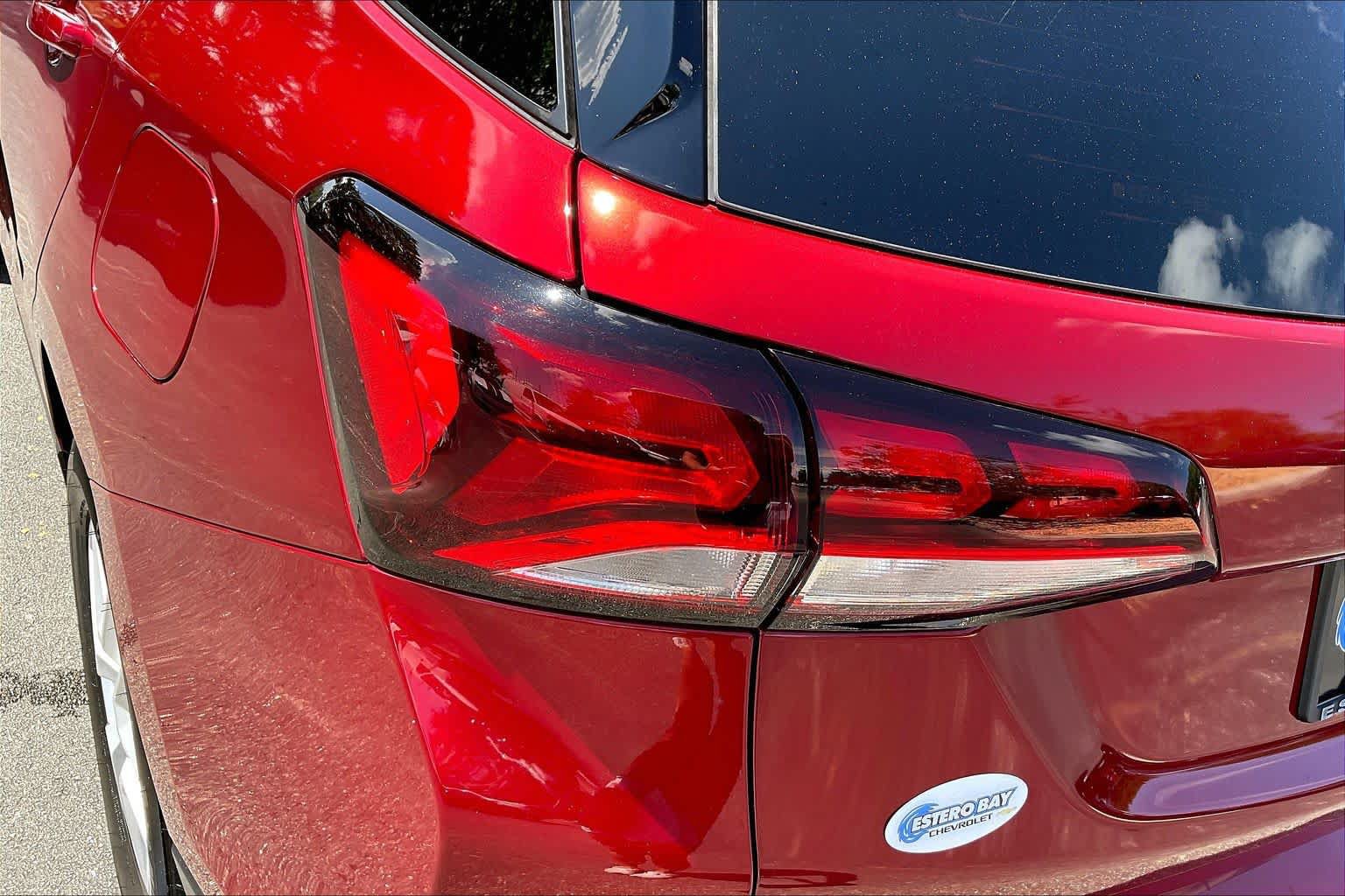 Used 2024 Chevrolet Equinox LT w/ LPO, Floor Liner Package FWD image 28