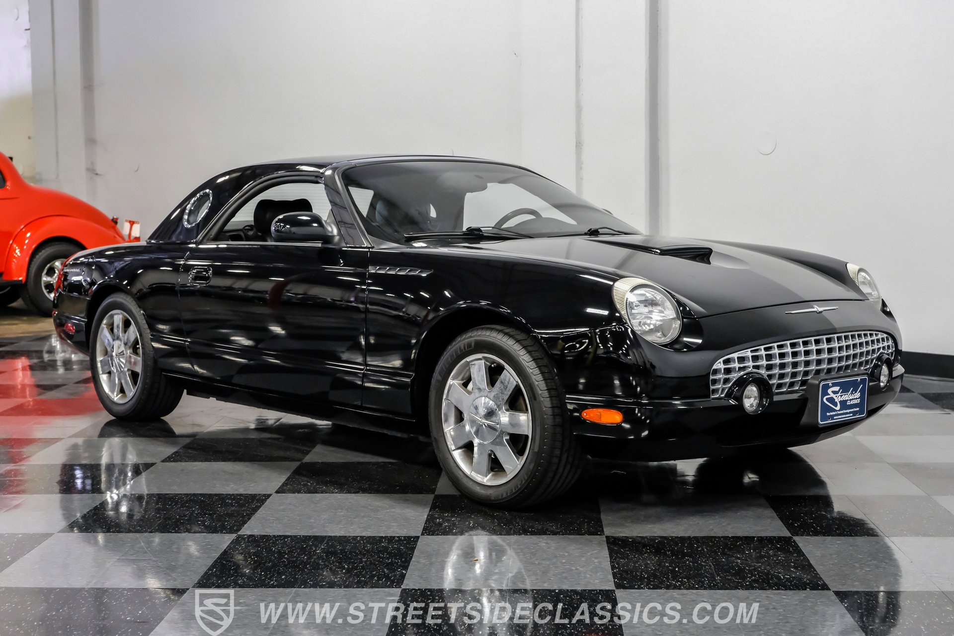 Used 2002 Ford Thunderbird image 15