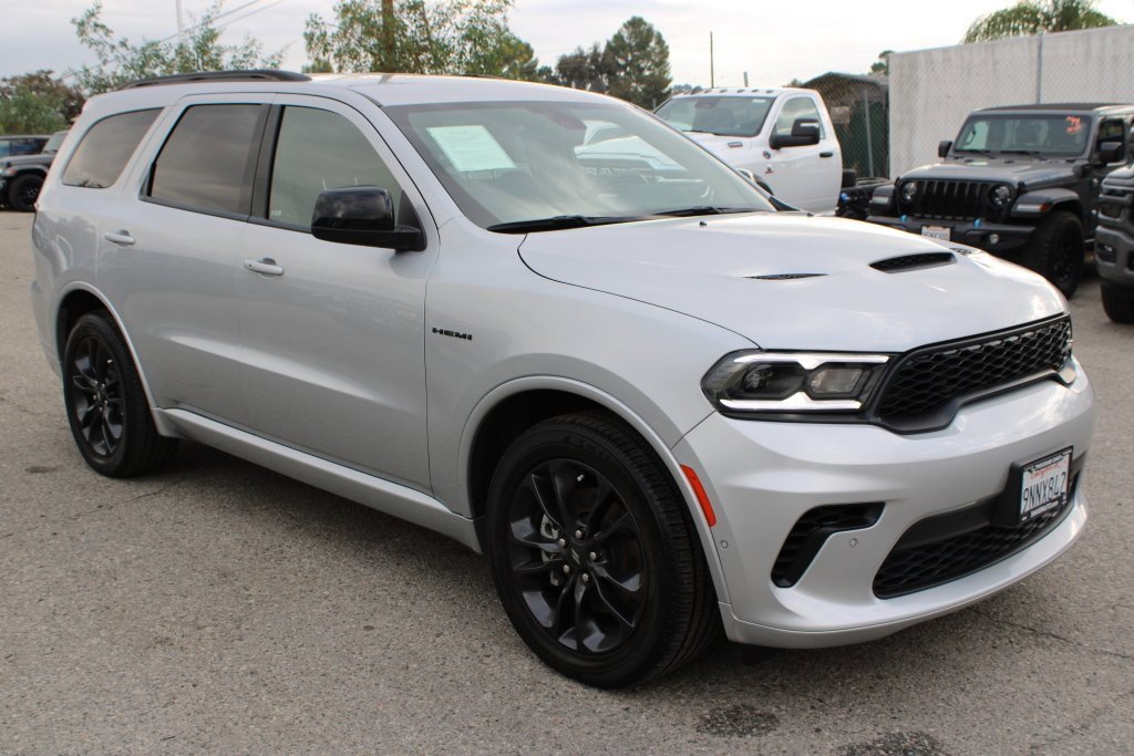 Used 2024 Dodge Durango R/T w/ Blacktop Package image 3