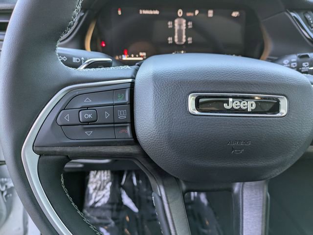 New 2026 Jeep Grand Cherokee Limited w/ Limited Altitude Package AWD/4WD image 15