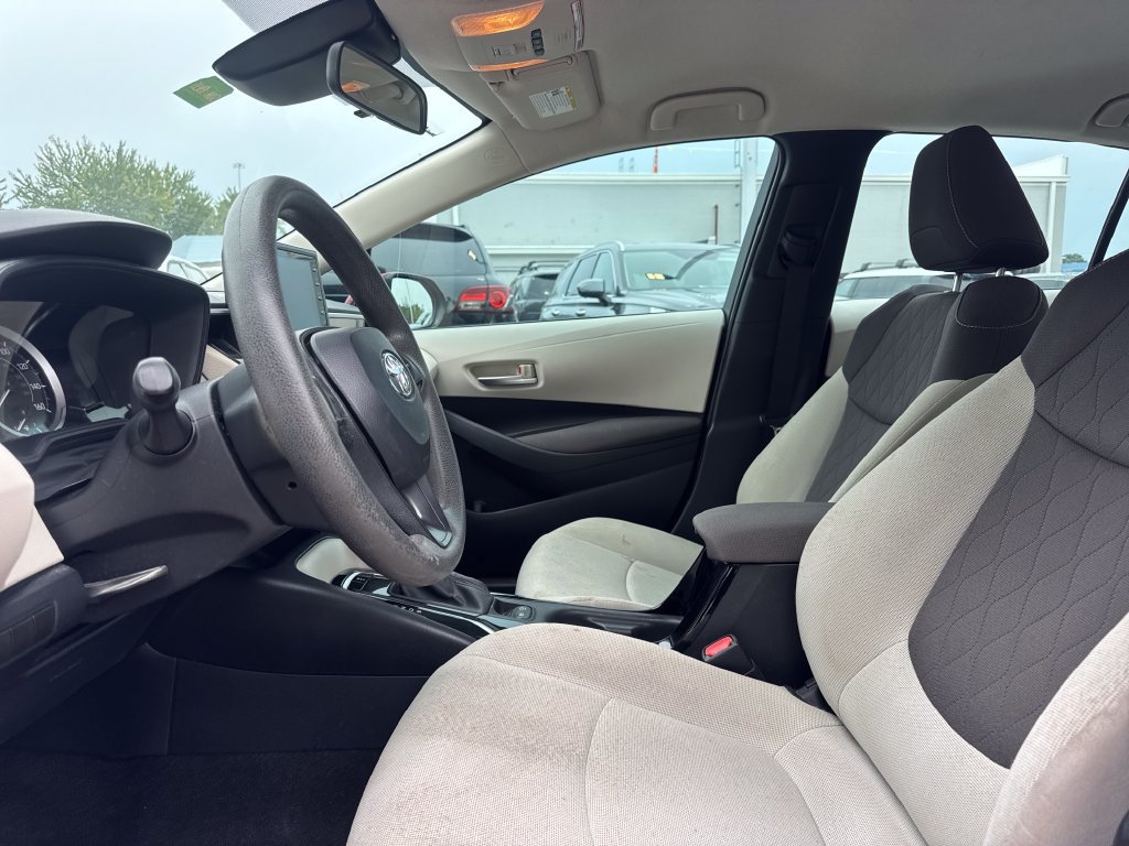 Used 2020 Toyota Corolla LE FWD image 13