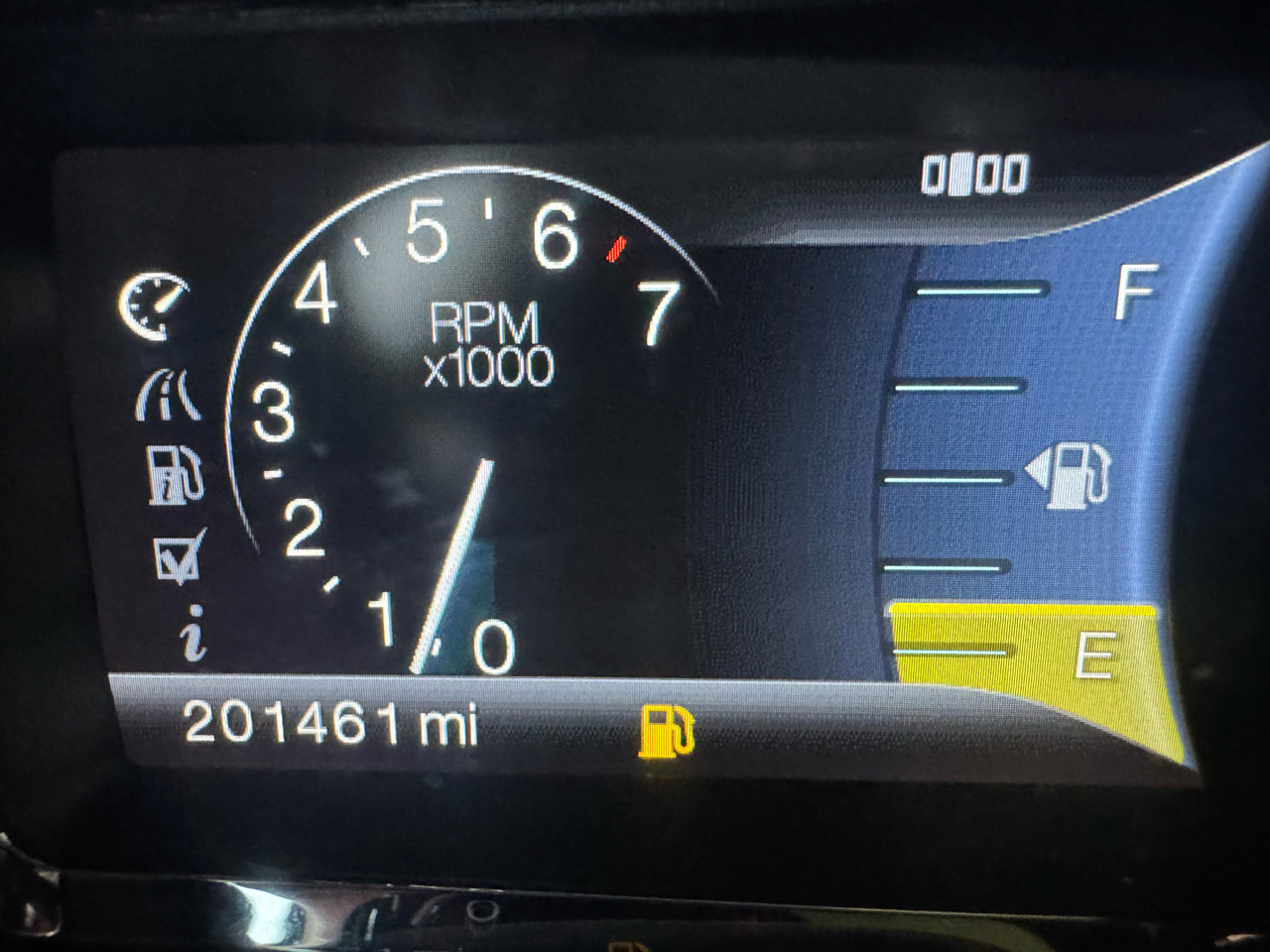 Used 2011 Lincoln MKX AWD w/ 102A Rapid Spec Order Code image 18