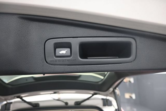 Used 2019 Honda CR-V Touring image 25
