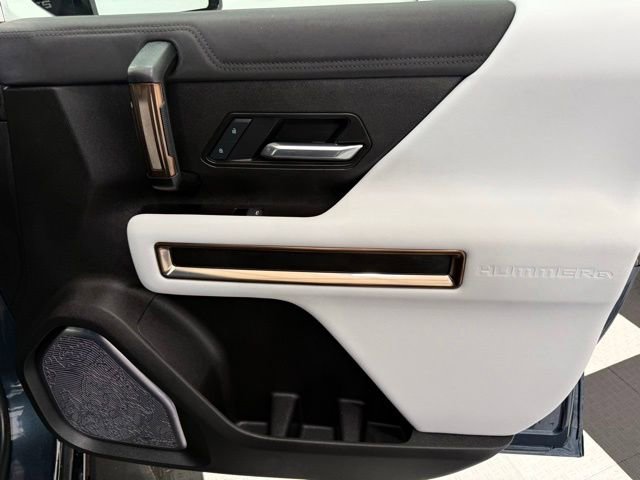 Used 2025 GMC Hummer EV 2X AWD/4WD image 23