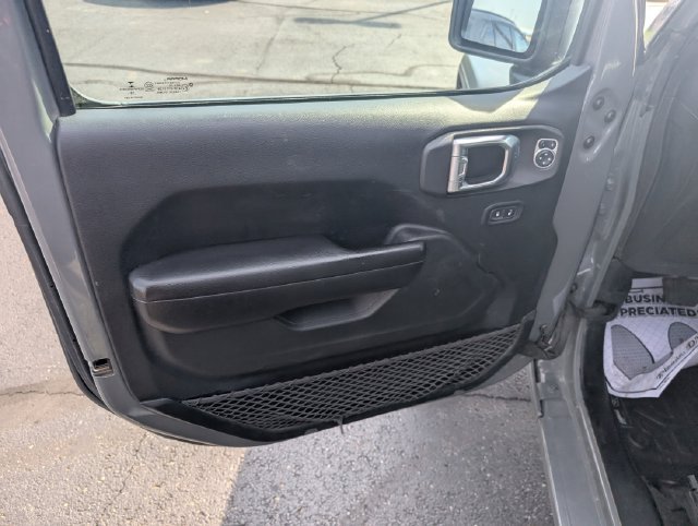 Used 2019 Jeep Wrangler Unlimited Sport S AWD/4WD image 13