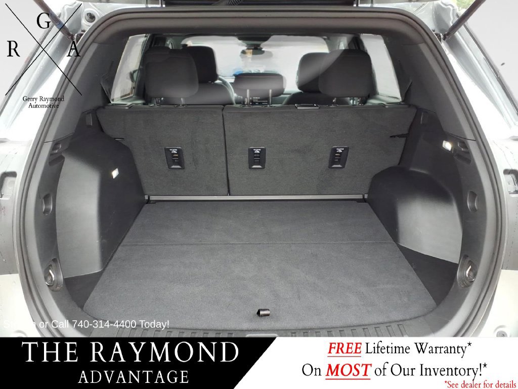 Used 2026 GMC Terrain Elevation AWD/4WD image 13