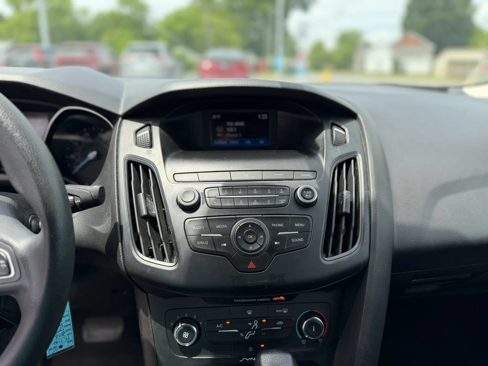 Used 2018 Ford Focus SE FWD image 15