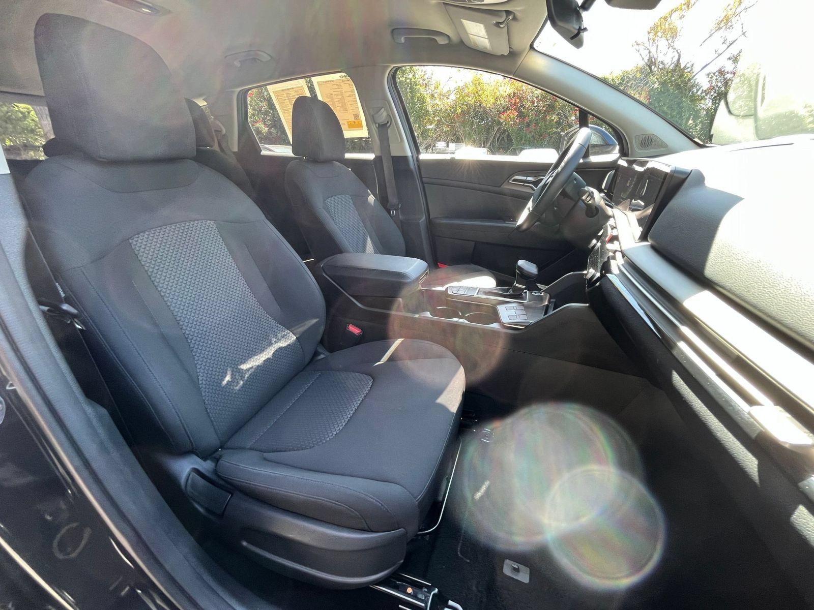 Used 2026 Kia Sportage LX FWD image 31