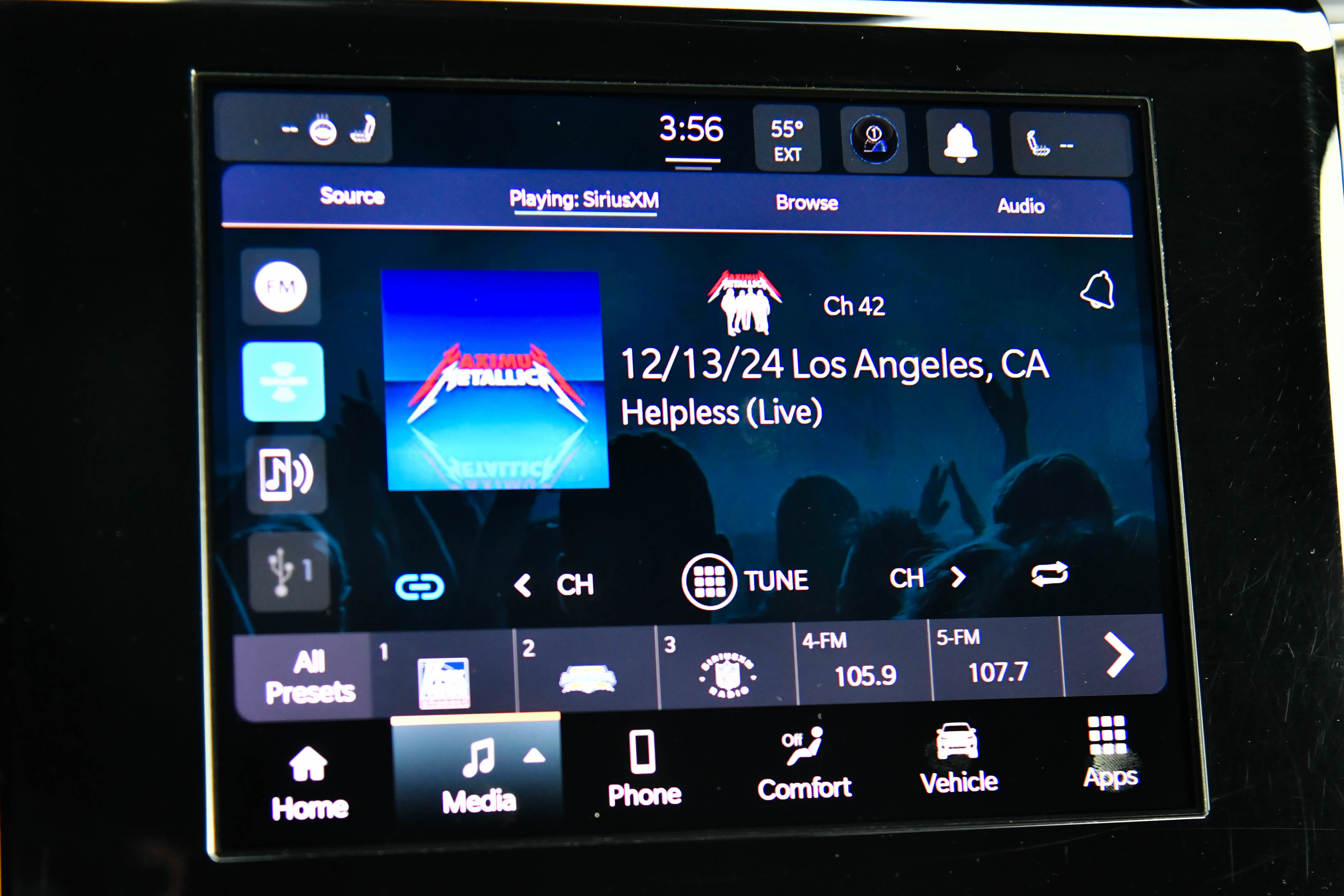 Used 2024 Jeep Grand Cherokee L Laredo image 24