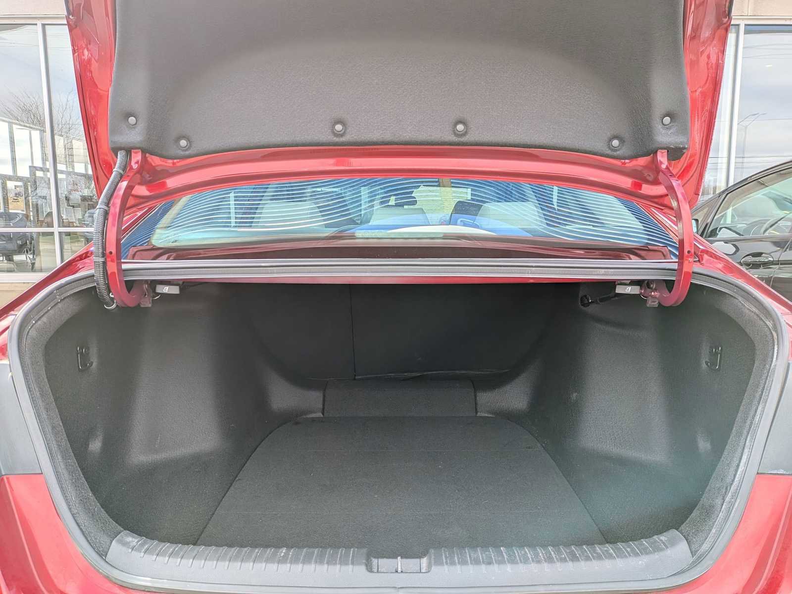 Certified 2023 Honda Accord EX image 32