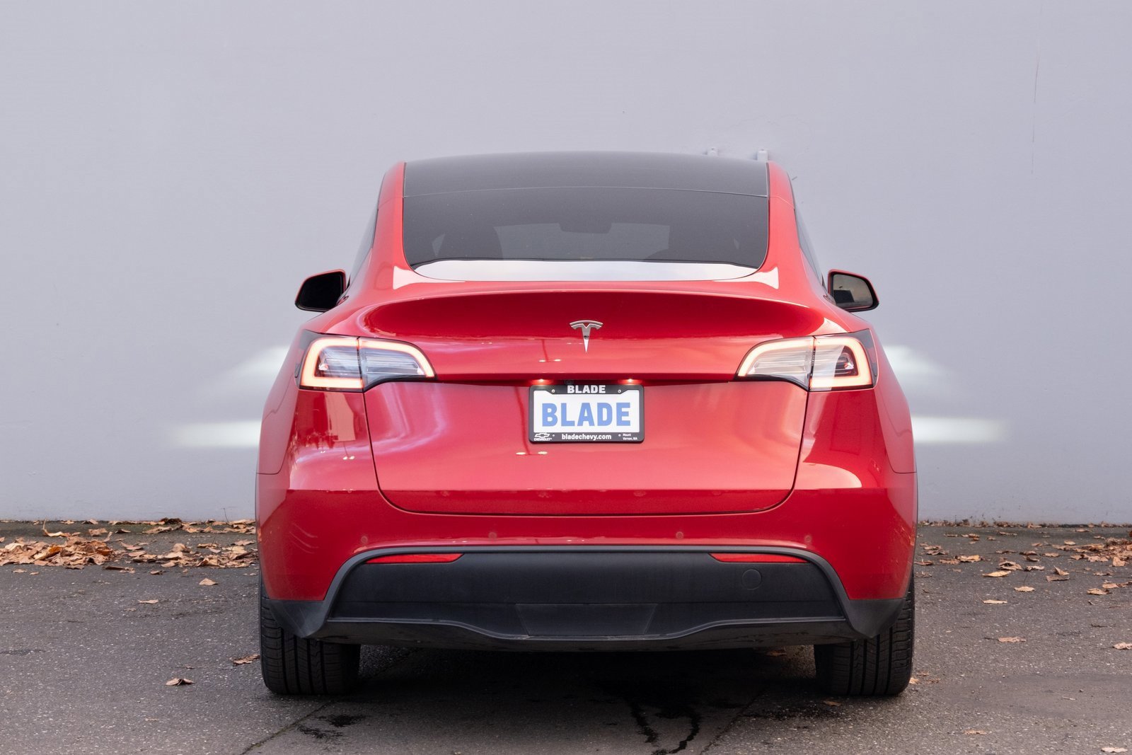 Used 2022 Tesla Model Y Long Range image 23