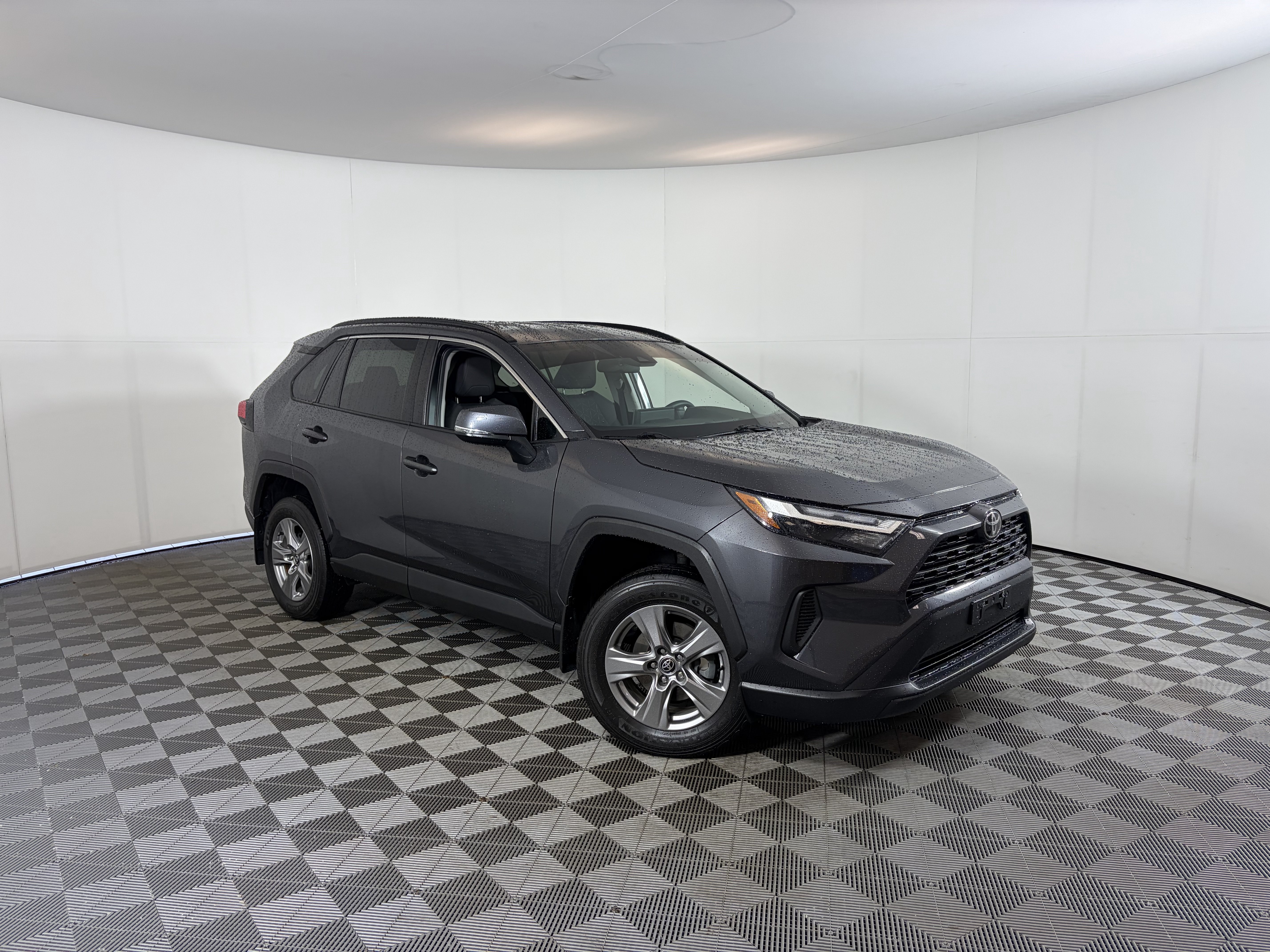 Used 2024 Toyota RAV4 XLE w/ Weather Package AWD/4WD image 1